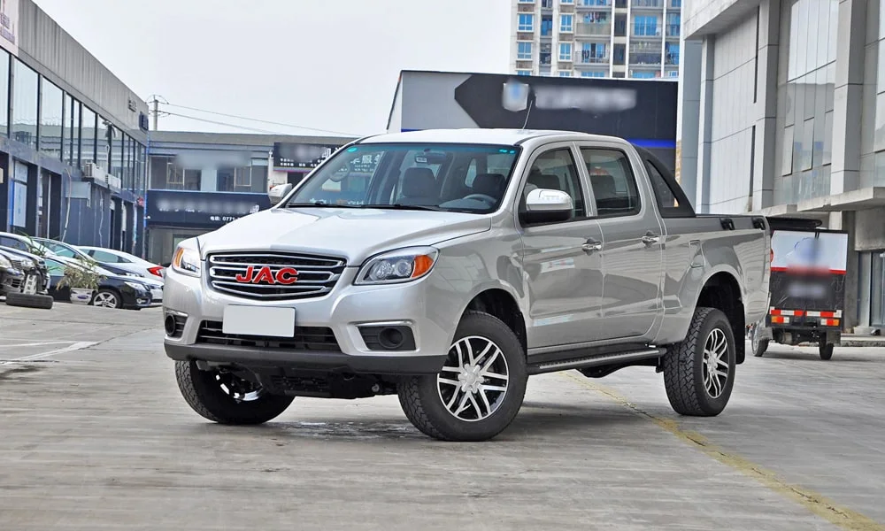 JAC T6 — фотография 1